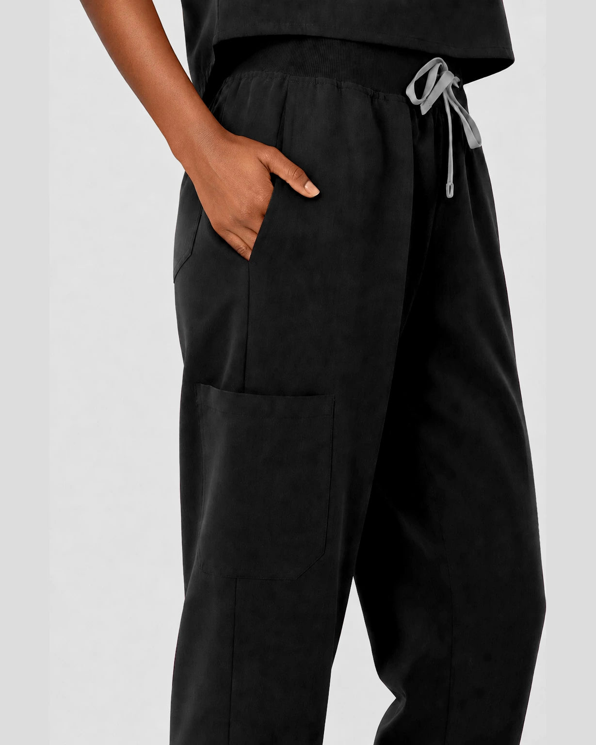 Black Eipnare Women's Sleeveless Mandarin Collar Jogger Scrub Set - Stretch Medical Scrubs for Women