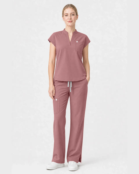 Eipnare Women's Henley Sleeveless Straight-Leg Scrub Set - Flesh Pink