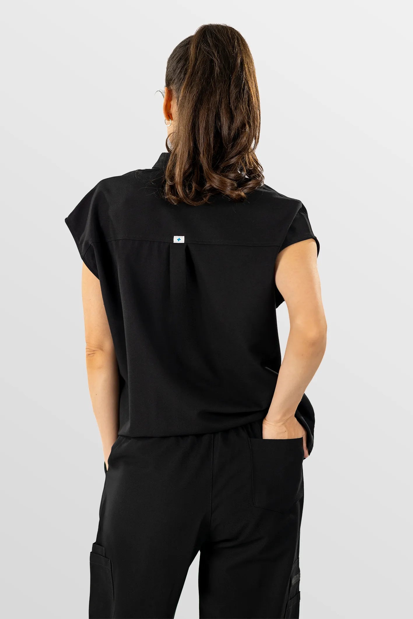 Black Eipnare Women's Henley Collar Sleeveless Jogger Scrub Set - Stretch Medical Scrubs for Women