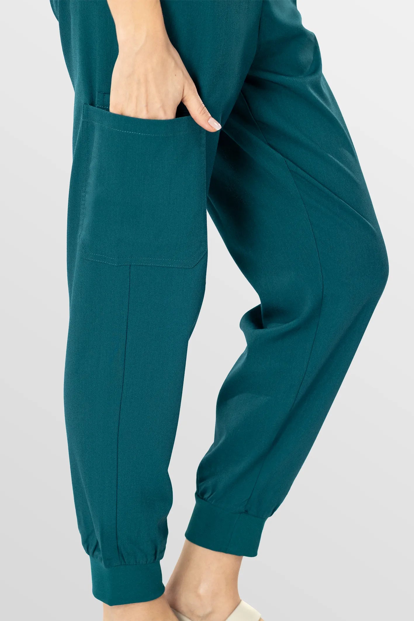 Hunter Green Eipnare Women's Soft Stretch V-Neck Scrub Top & Tapered Pants Set - Stretch Medical Scrubs for Women