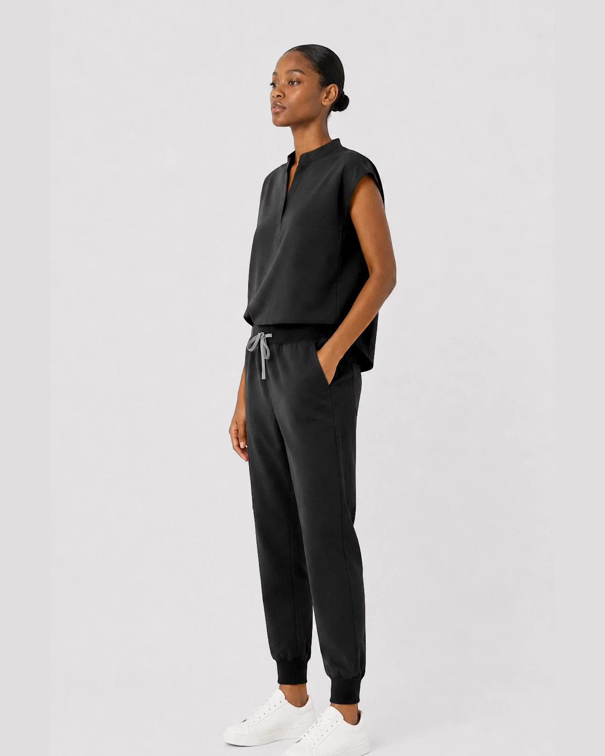 Black Eipnare Women's Sleeveless Mandarin Collar Jogger Scrub Set - Stretch Medical Scrubs for Women