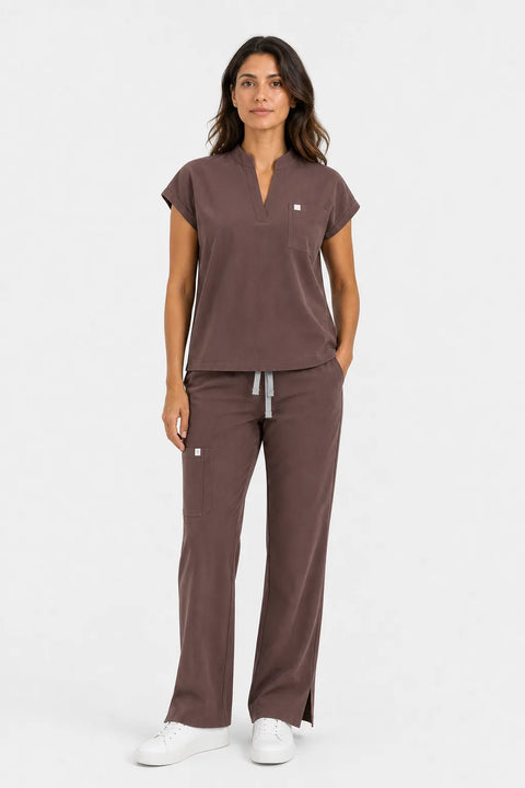 Eipnare Women's Henley Sleeveless Straight-Leg Scrub Set - Brown