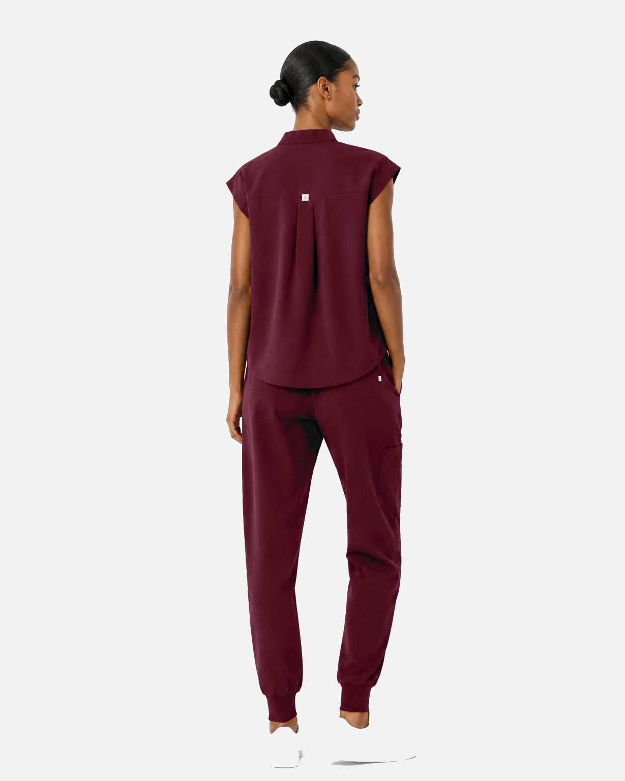 Burgundy Red – Eipnare Women's Sleeveless Mandarin Collar Jogger Uniform Set – product image 03