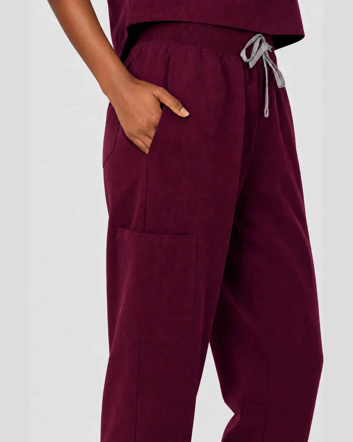 Burgundy Red Eipnare Women's Sleeveless Mandarin Collar Jogger Scrub Set - Stretch Medical Scrubs for Women
