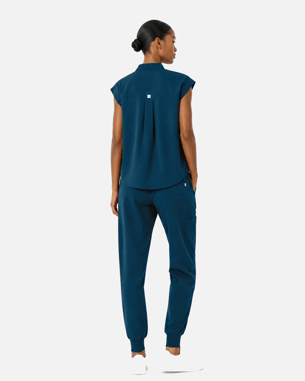 Caribbean Blue – Eipnare Women's Sleeveless Mandarin Collar Jogger Uniform Set – product image 03