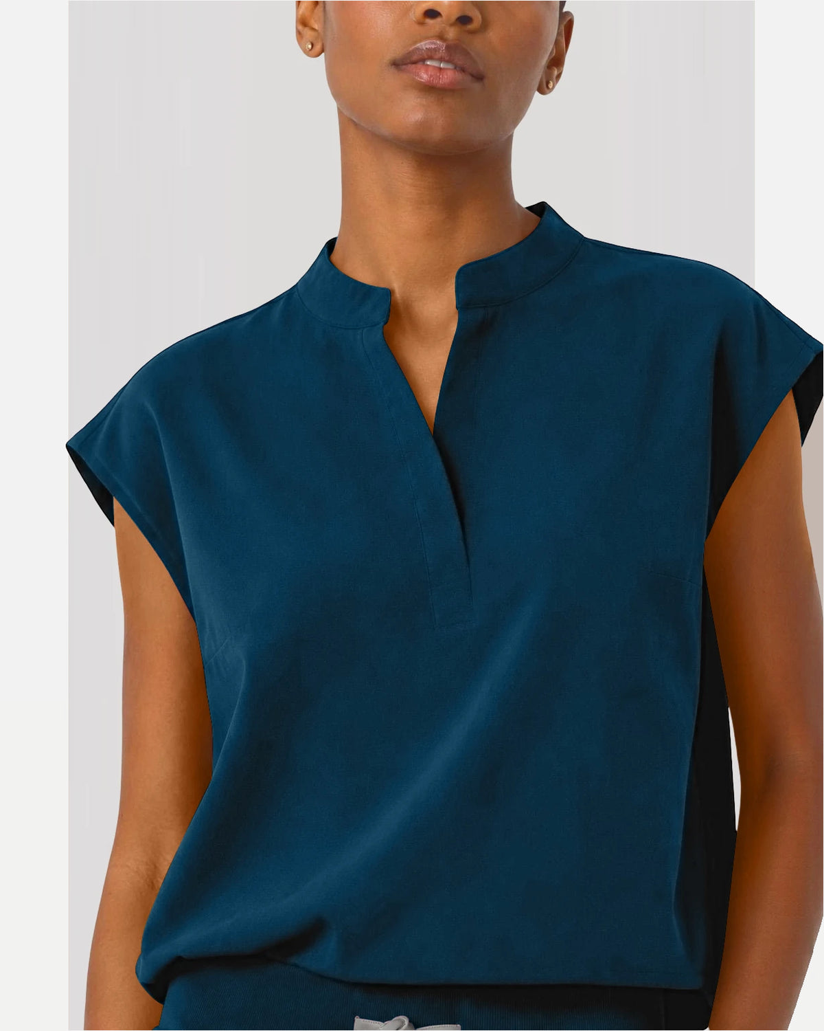 Caribbean Blue – Eipnare Women's Sleeveless Mandarin Collar Jogger Uniform Set – product image 08