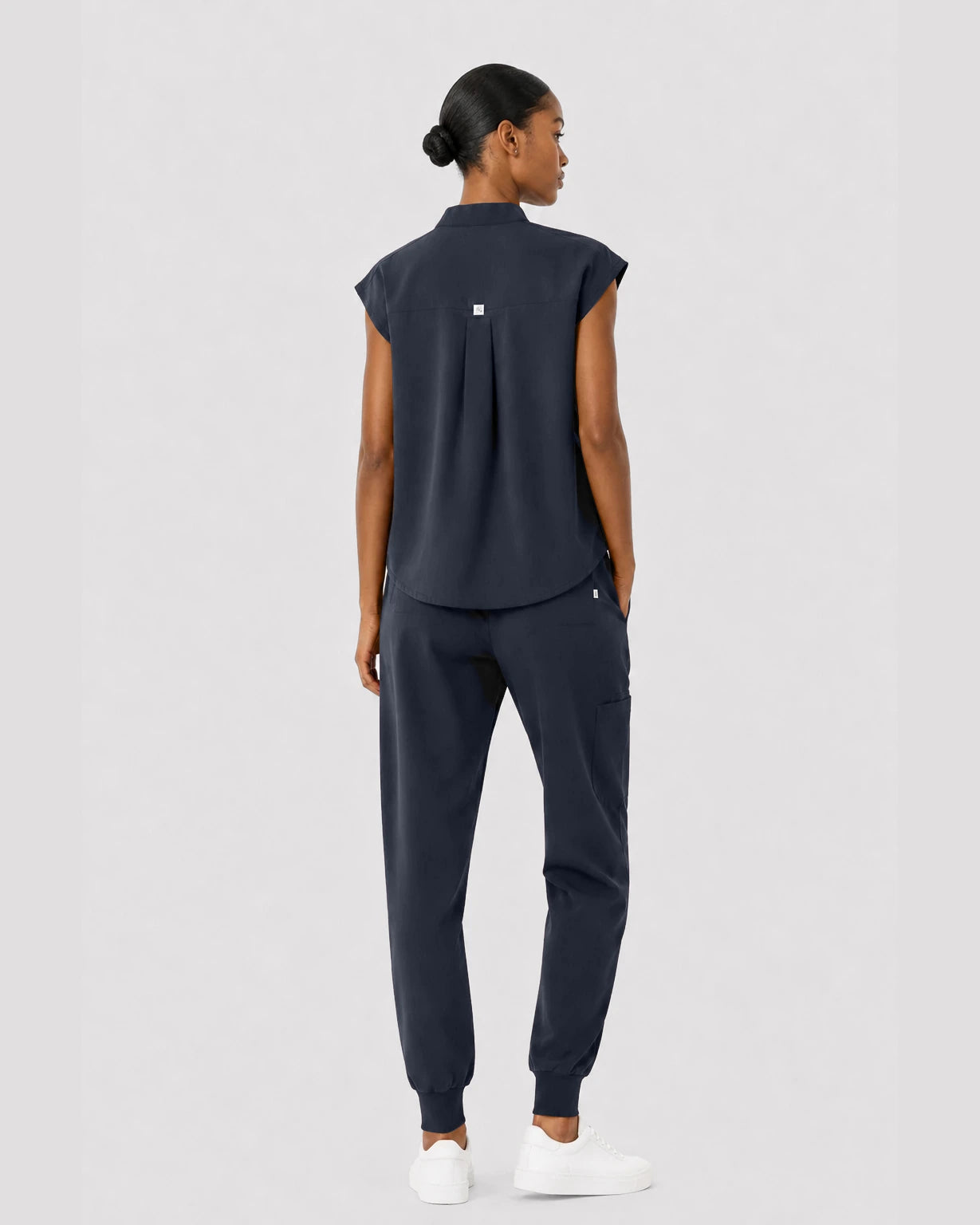 Charcoal Grey Eipnare Women's Sleeveless Mandarin Collar Jogger Scrub Set - Stretch Medical Scrubs for Women