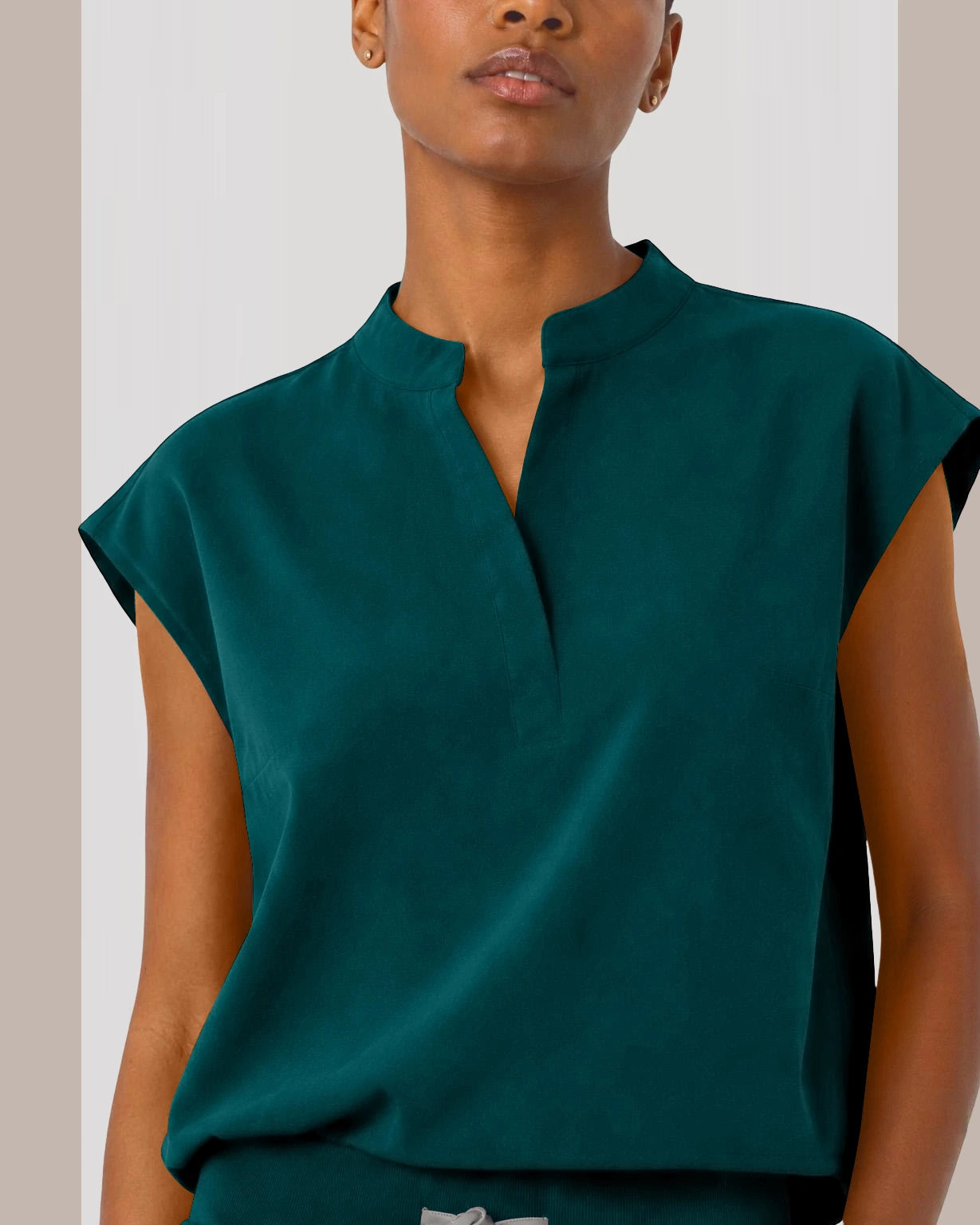 Dark Green Eipnare Women's Sleeveless Mandarin Collar Jogger Scrub Set - Stretch Medical Scrubs for Women