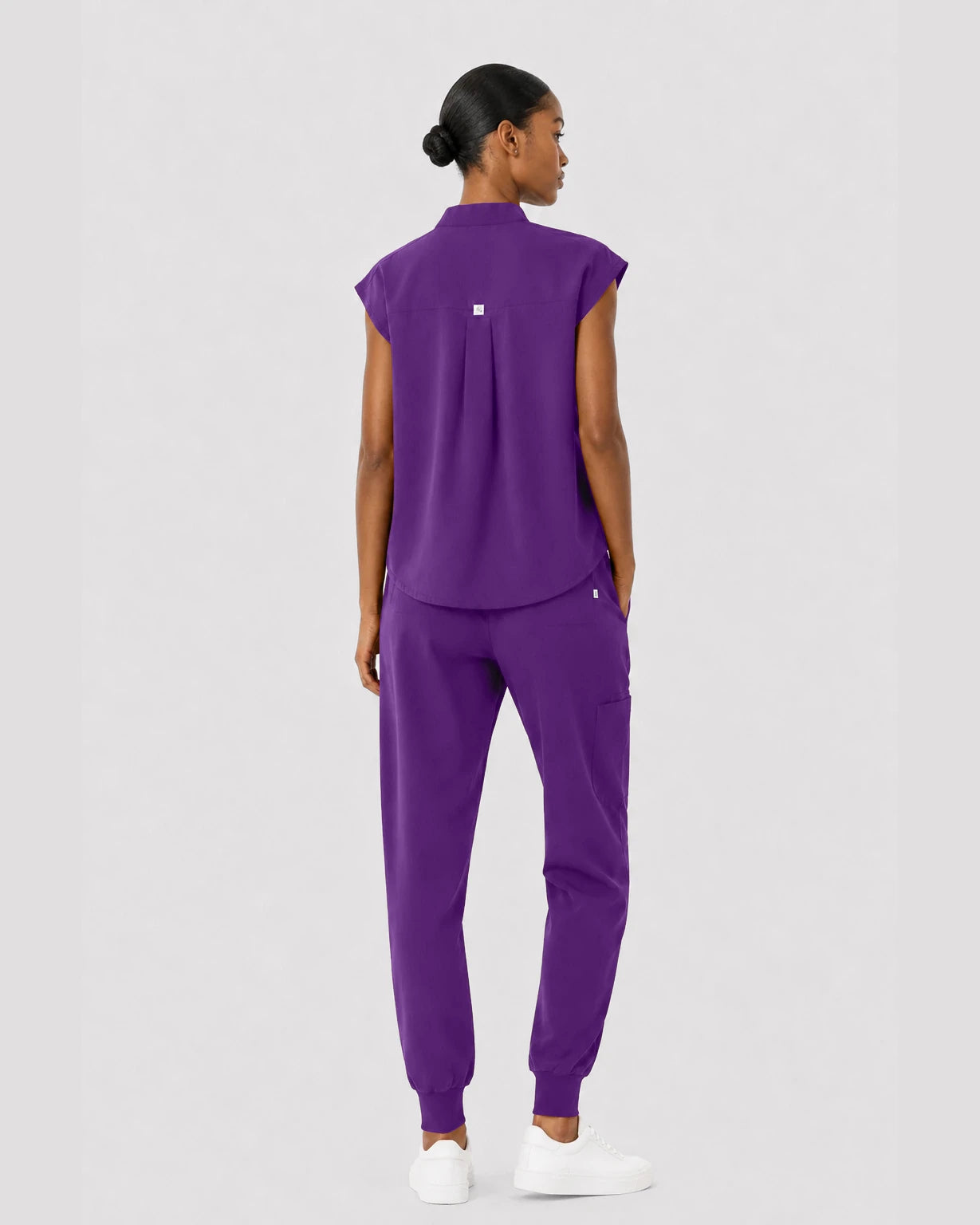 Dark Purple Eipnare Women's Sleeveless Mandarin Collar Jogger Scrub Set - Stretch Medical Scrubs for Women