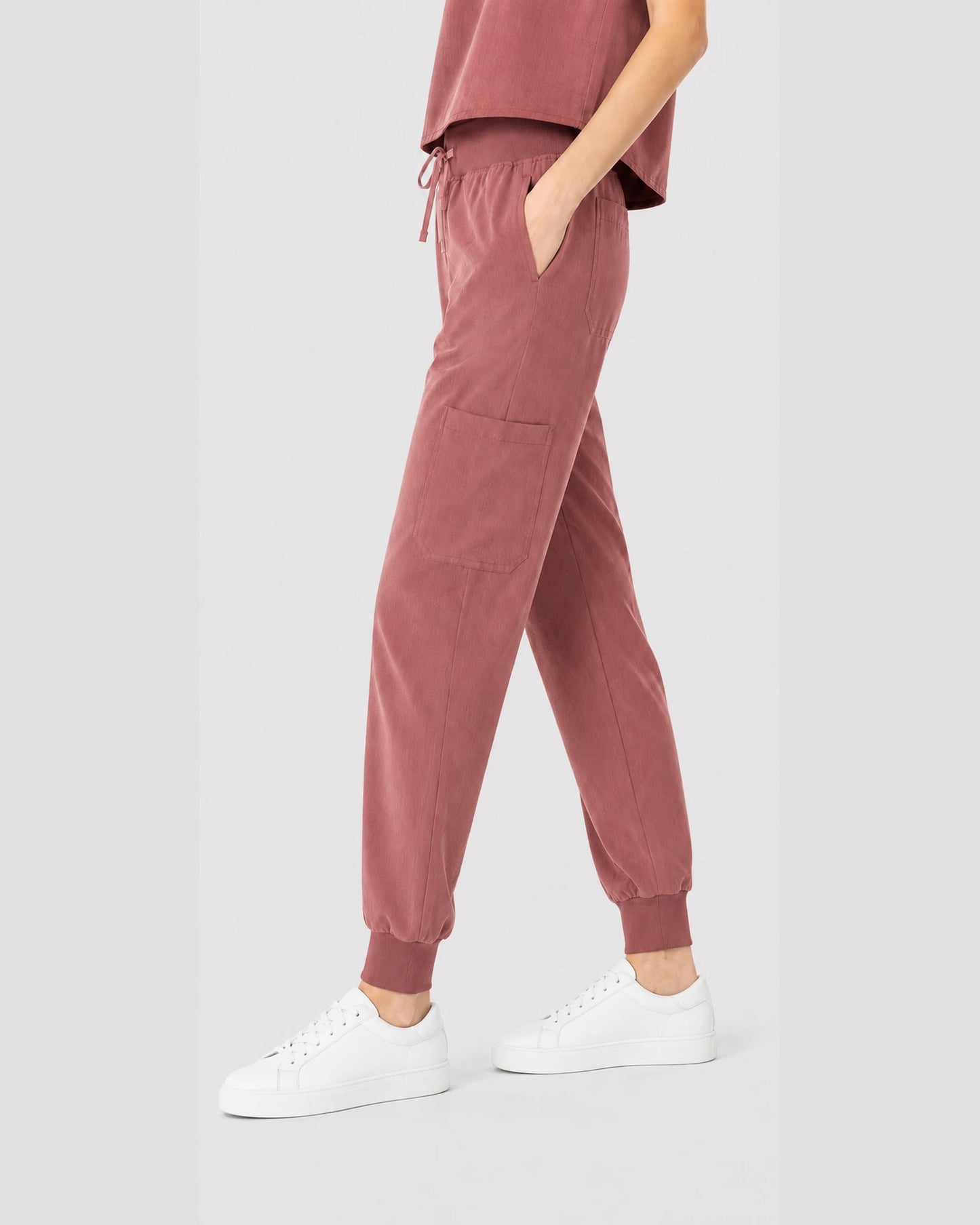 Flesh Pink Eipnare Women's Sleeveless Mandarin Collar Jogger Scrub Set - Stretch Medical Scrubs for Women