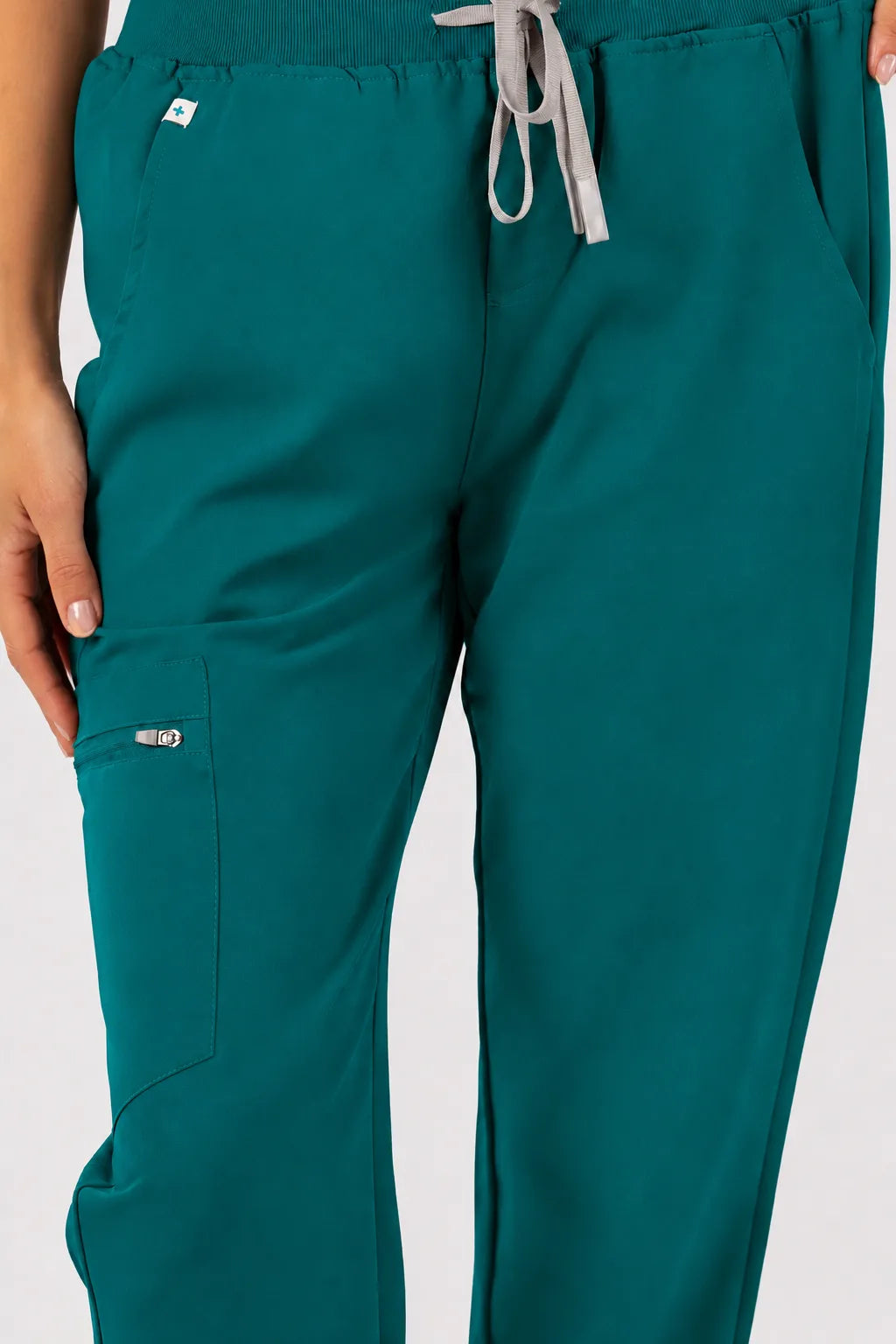 Green Eipnare Women's V-Neck 8-Pocket Jogger Scrub Set - Stretch Medical Scrubs for Women