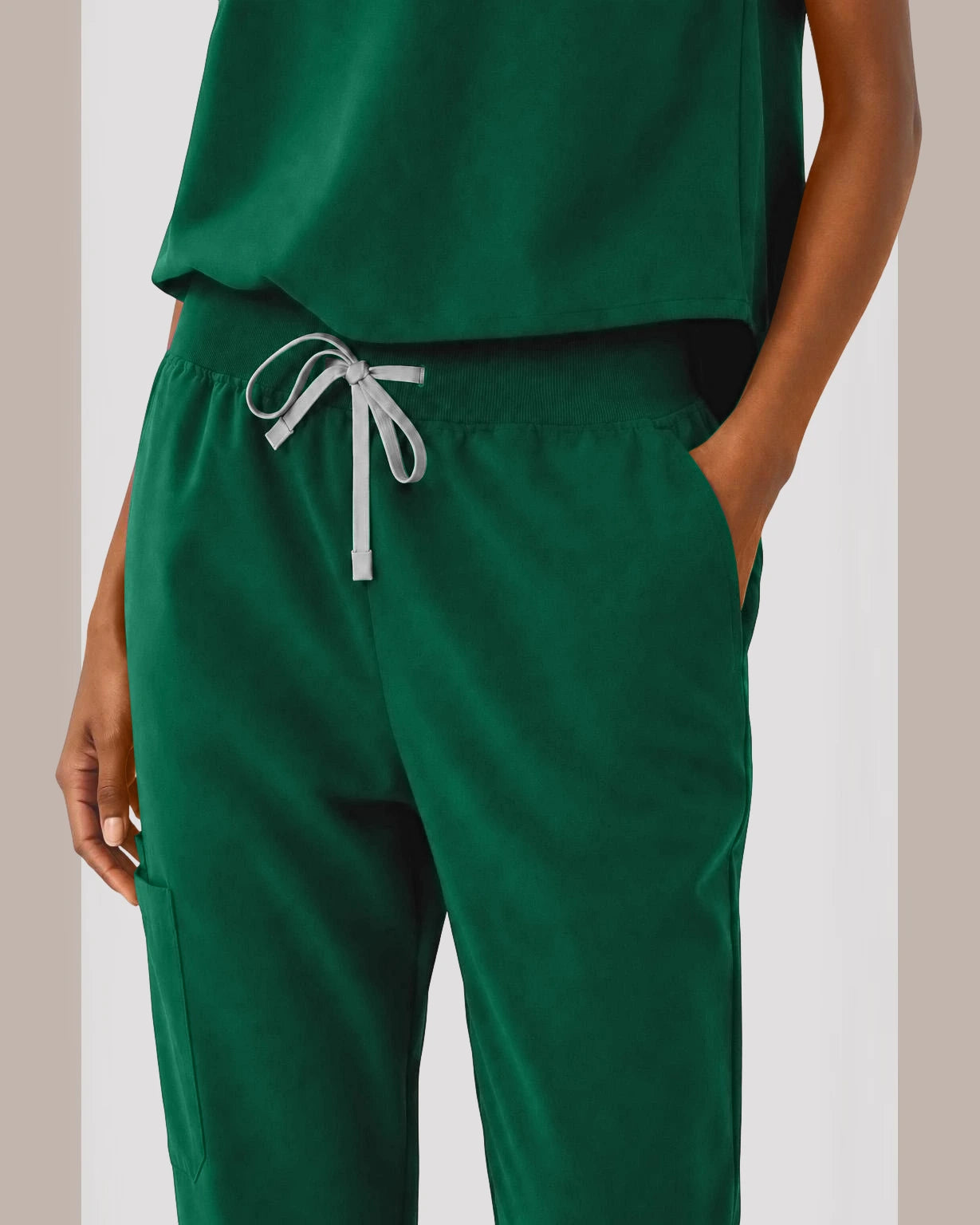 Hunter Green Eipnare Women's Sleeveless Mandarin Collar Jogger Scrub Set - Stretch Medical Scrubs for Women
