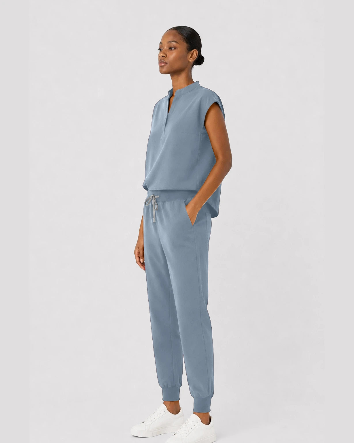 Light Blue Eipnare Women's Sleeveless Mandarin Collar Jogger Scrub Set - Stretch Medical Scrubs for Women