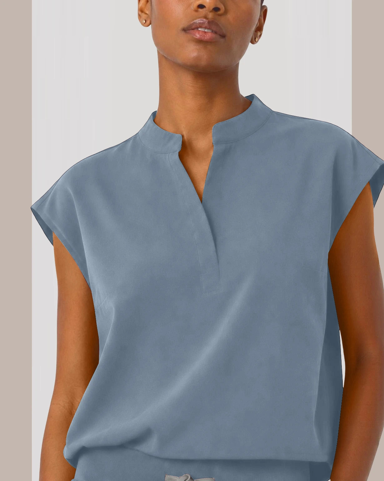 Light Blue Eipnare Women's Sleeveless Mandarin Collar Jogger Scrub Set - Stretch Medical Scrubs for Women
