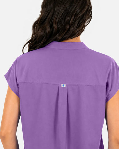 Light purple Eipnare Women's Sleeveless Mandarin Collar Scrub Top - Stretch Medical Scrubs for Women