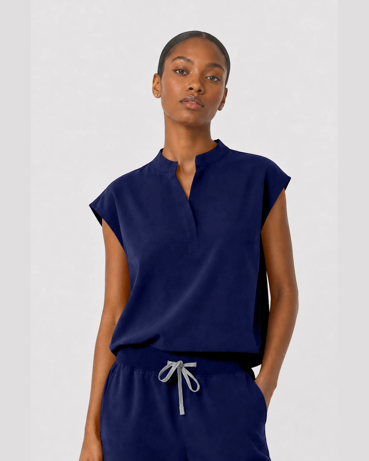 Navy Blue Eipnare Women's Sleeveless Mandarin Collar Jogger Scrub Set - Stretch Medical Scrubs for Women