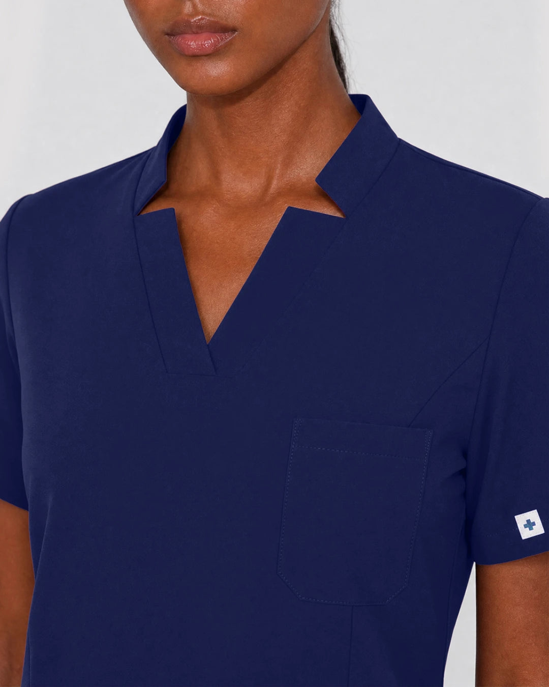 Navy Blue Eipnare Women's Split V-Neck Cargo Jogger Scrub Set - Stretch Medical Scrubs for Women