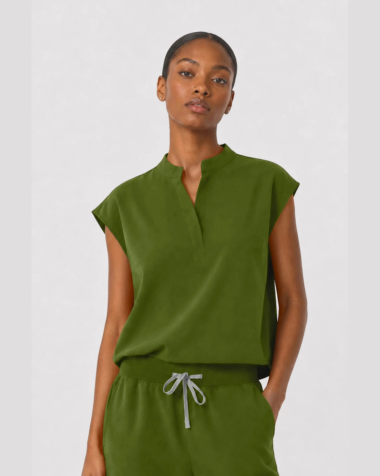 Olive Green Eipnare Women's Sleeveless Mandarin Collar Jogger Scrub Set - Stretch Medical Scrubs for Women