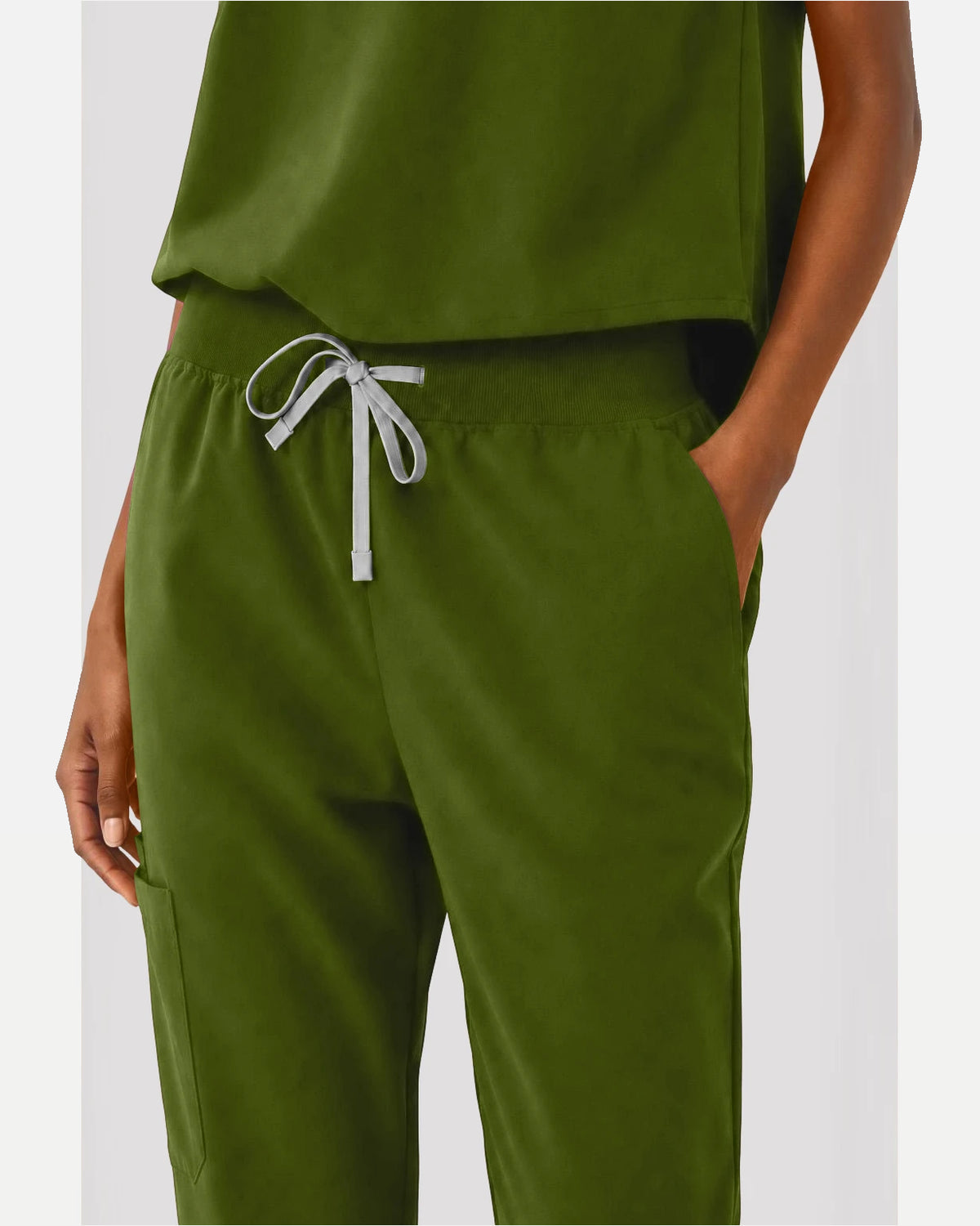 Green – Eipnare Women's Sleeveless Mandarin Collar Jogger Uniform Set – product image 06