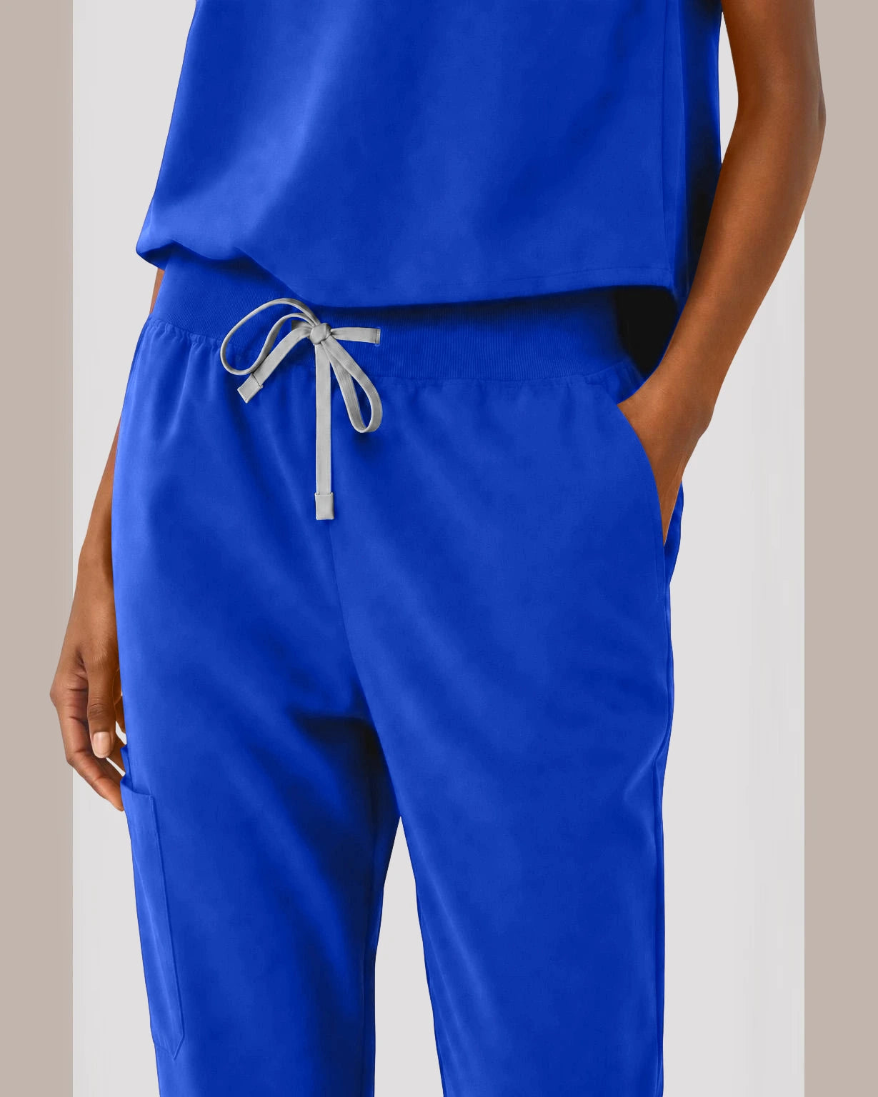 Royal Blue Eipnare Women's Sleeveless Mandarin Collar Jogger Scrub Set - Stretch Medical Scrubs for Women